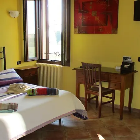 Bed & Breakfast La Corte Ferrara